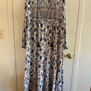 Carly Jean Floral Blue and White Women's Dress